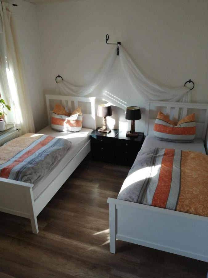 Apartment Ramersdorf Бон Екстериор снимка